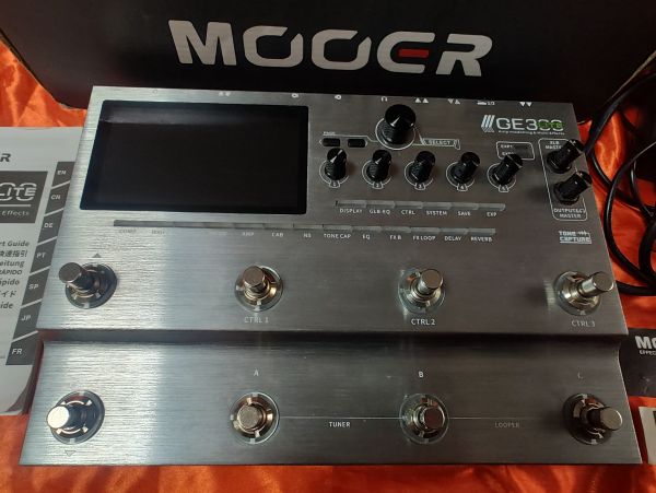 Mooer Ge300 Lite Amp Modelling Multi Effects Processor
