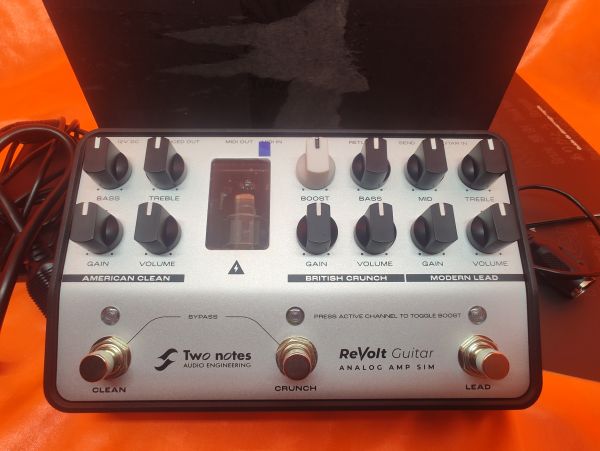 Two Notes Revolt Guitar Analog Guitar Amp Simulator